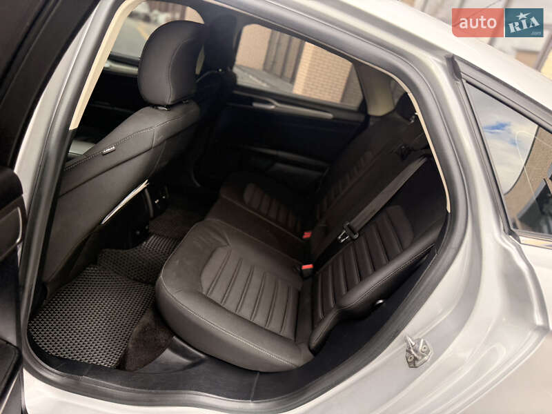 Седан Ford Fusion 2018 в Вінниці