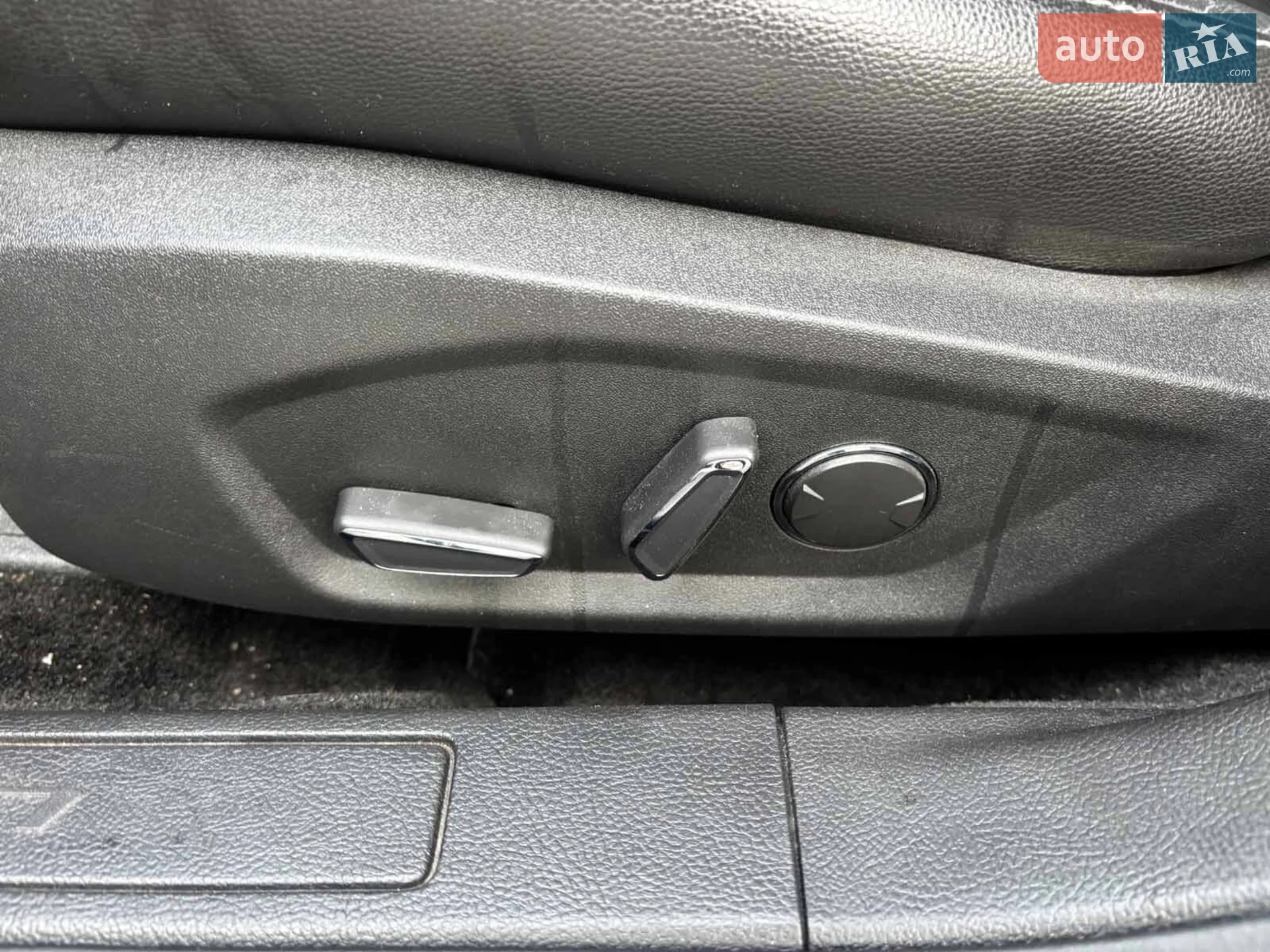 2014 Ford Fusion - мініатюра 19