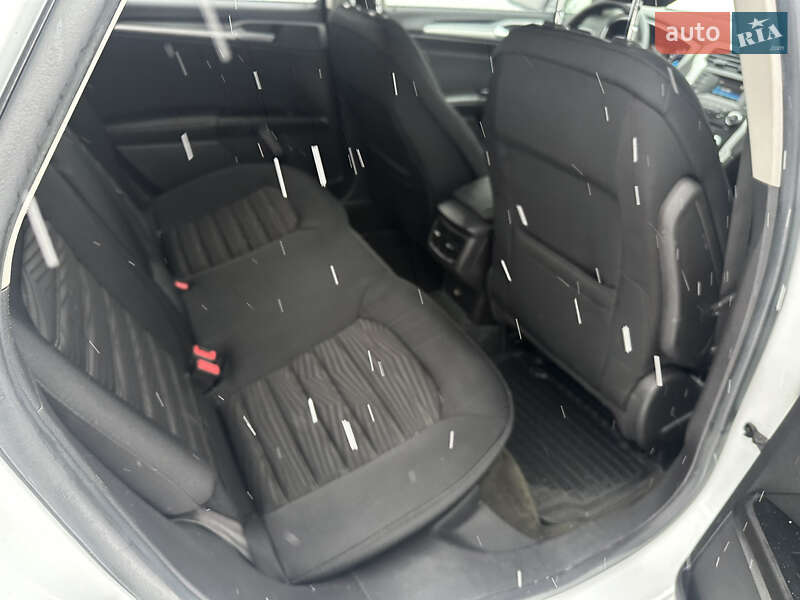 Седан Ford Fusion 2015 в Вінниці