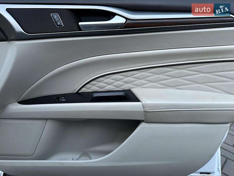 Седан Ford Fusion 2017 в Одессе