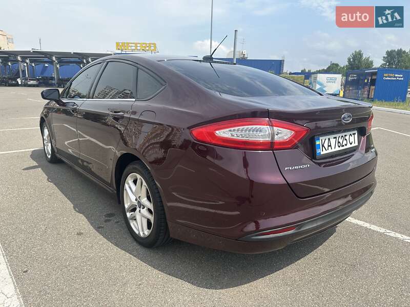 Седан Ford Fusion 2013 в Києві фото 12 Седан Ford Fusion 2013 в Києві