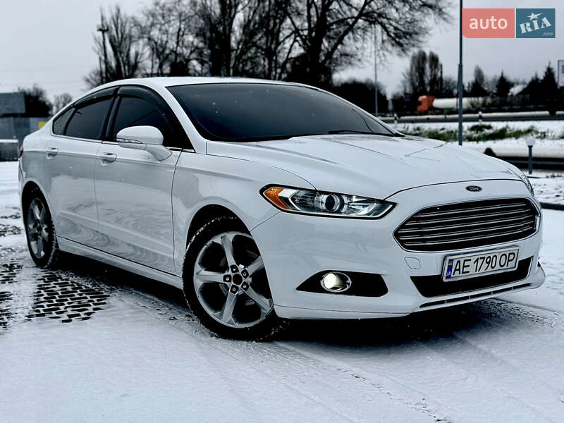 Седан Ford Fusion 2014 в Днепре