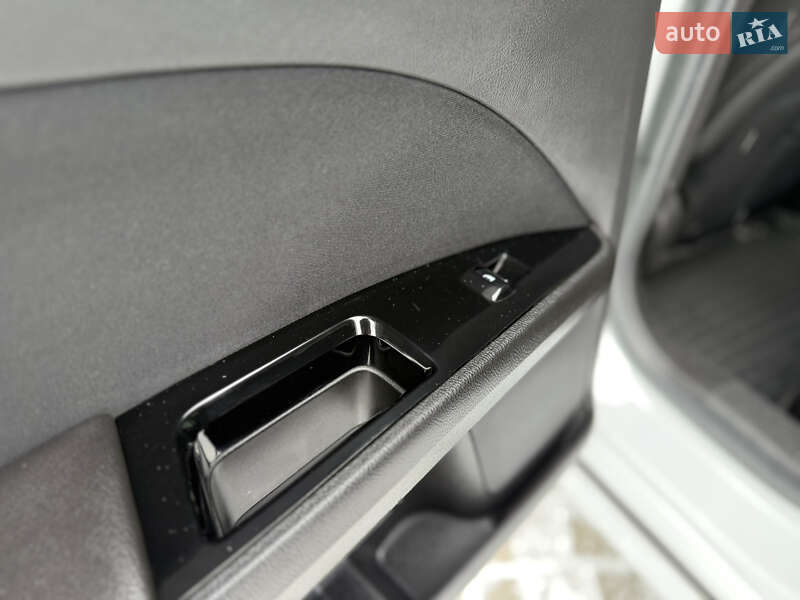 Седан Ford Fusion 2014 в Днепре