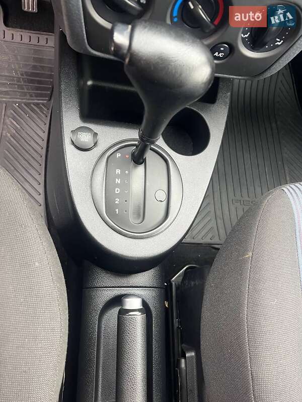 Хетчбек Ford Fusion 2008 в Кременчуці