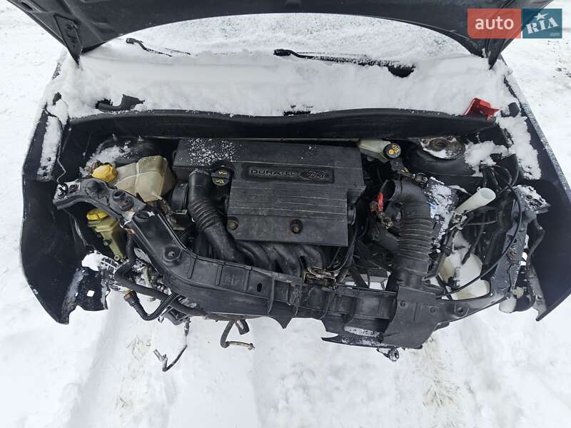 Хетчбек Ford Fusion 2010 в Києві