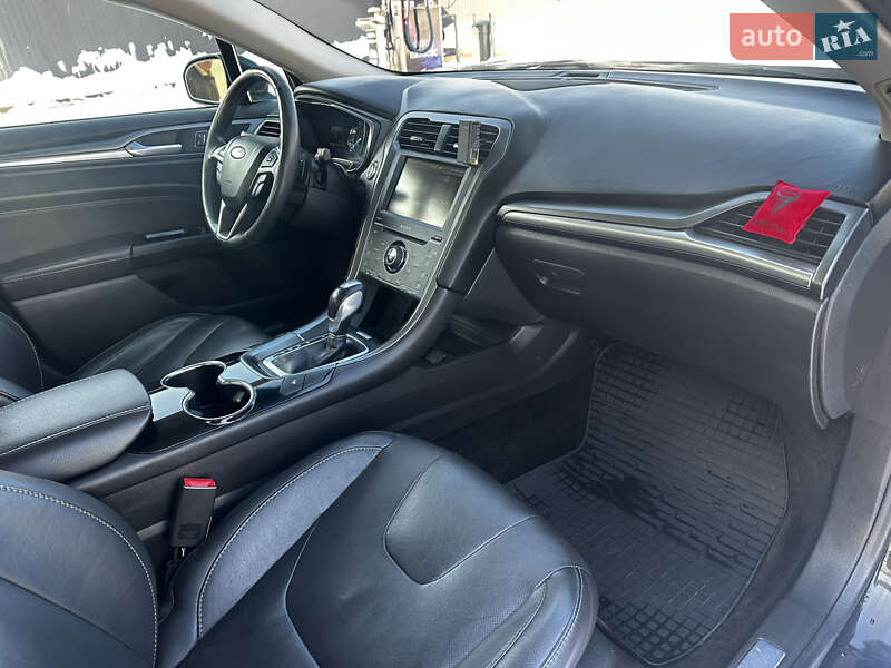 Седан Ford Fusion 2014 в Днепре