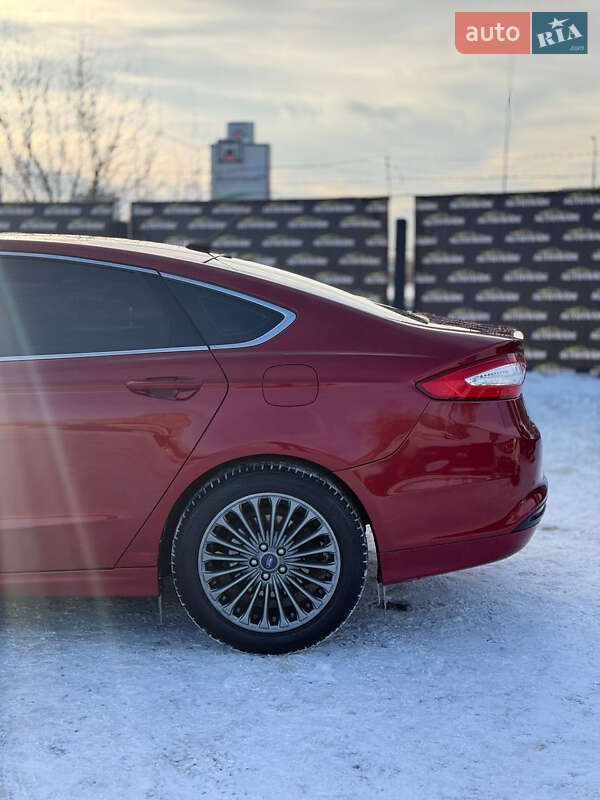 Седан Ford Fusion 2013 в Києві