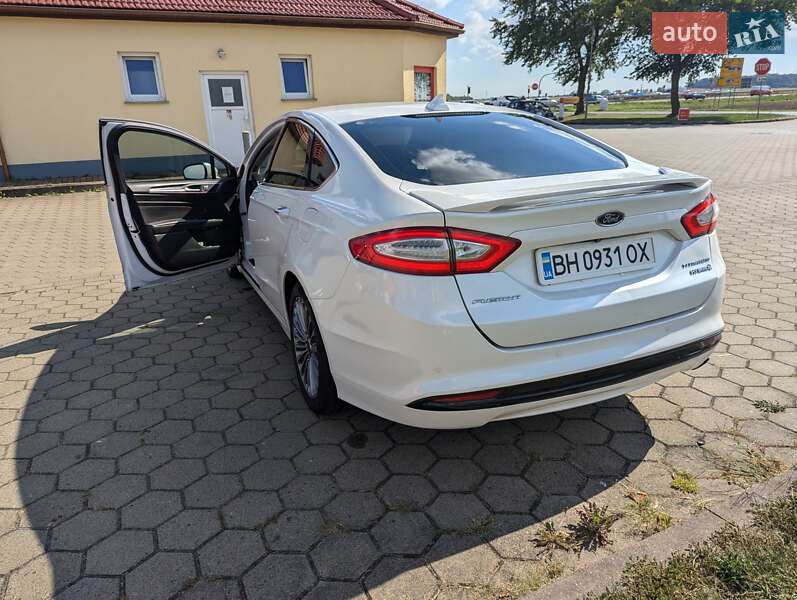 Седан Ford Fusion 2013 в Одессе