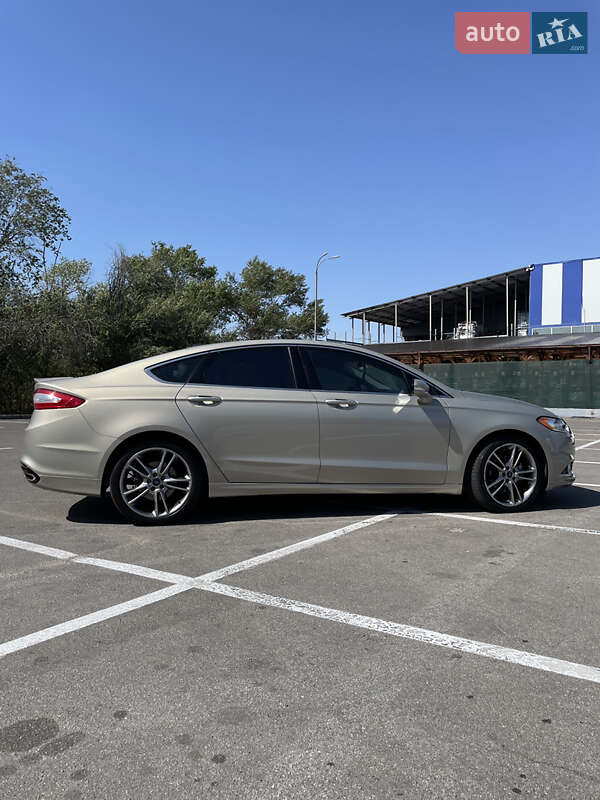 Седан Ford Fusion 2015 в Хмельницком