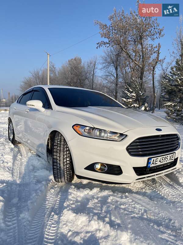 Седан Ford Fusion 2015 в Днепре