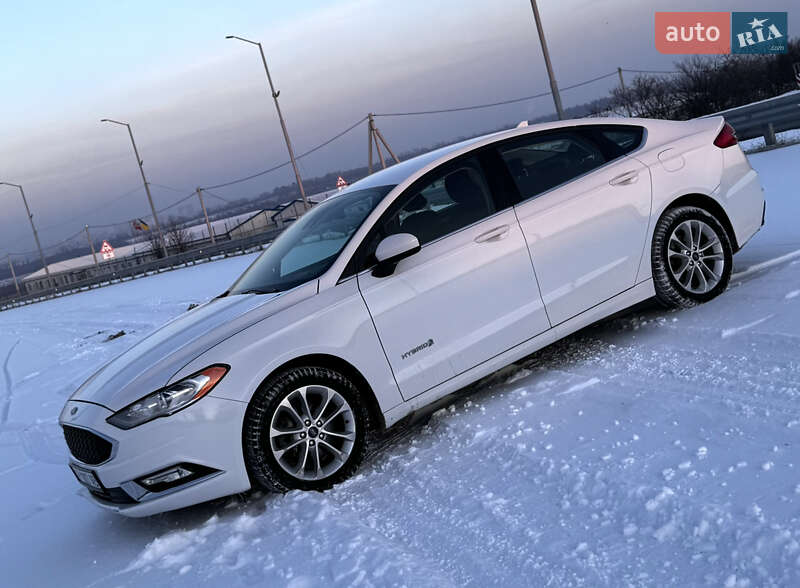 Седан Ford Fusion 2019 в Запоріжжі