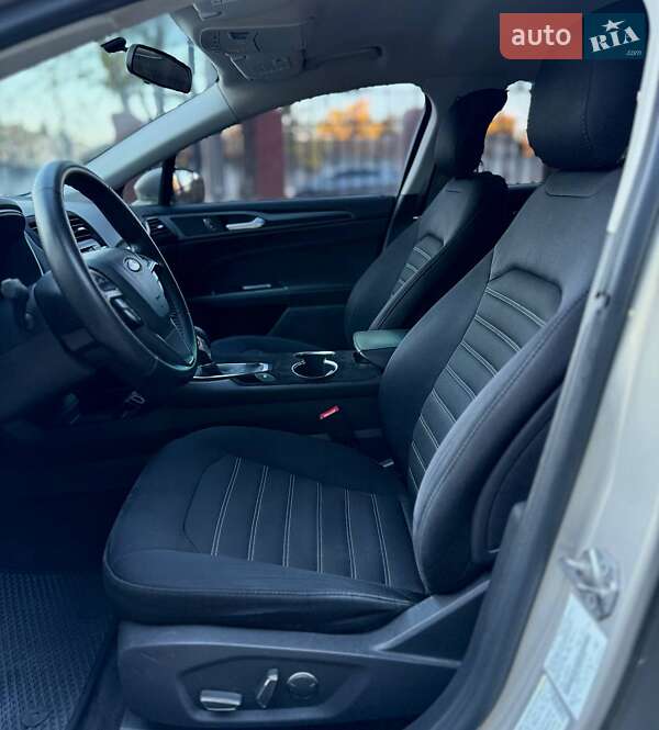 Седан Ford Fusion 2014 в Дніпрі