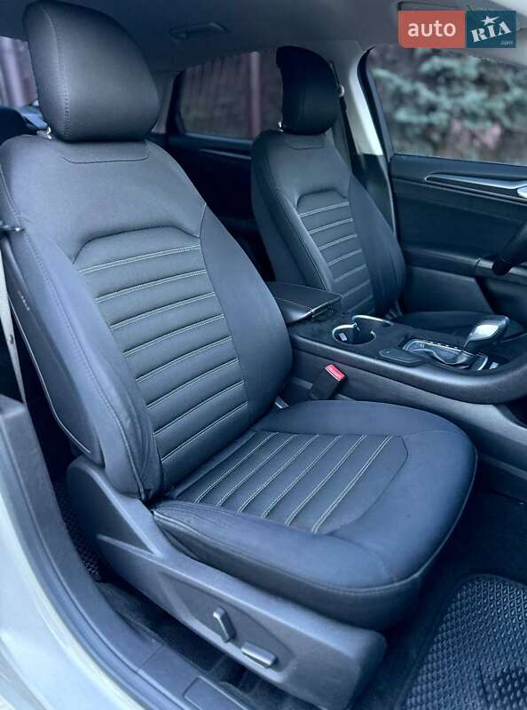 Седан Ford Fusion 2014 в Дніпрі