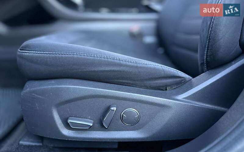 Седан Ford Fusion 2014 в Дніпрі