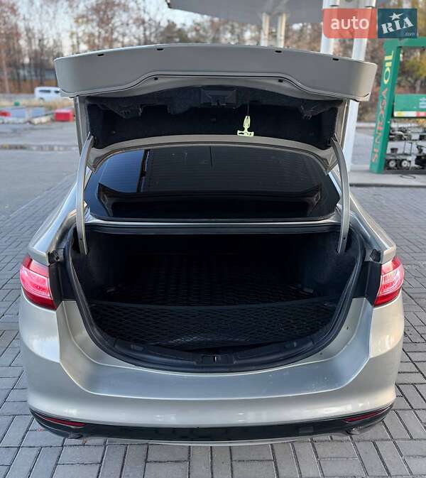 Седан Ford Fusion 2014 в Дніпрі