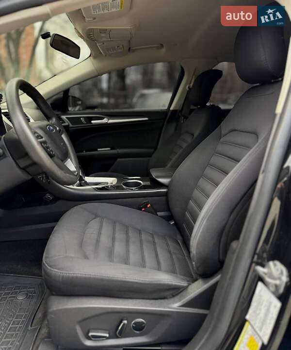 Седан Ford Fusion 2012 в Днепре