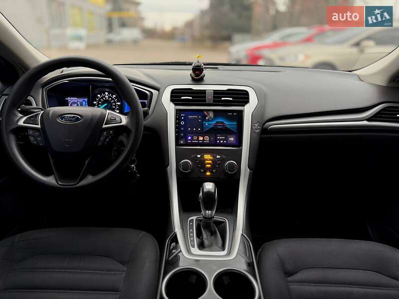 Седан Ford Fusion 2012 в Днепре