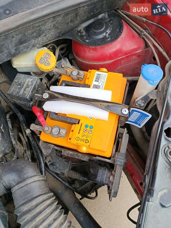 Хетчбек Ford Fusion 2003 в Первомайську