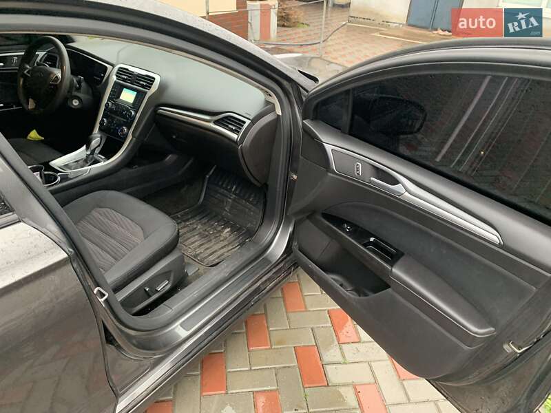 Седан Ford Fusion 2015 в Николаеве