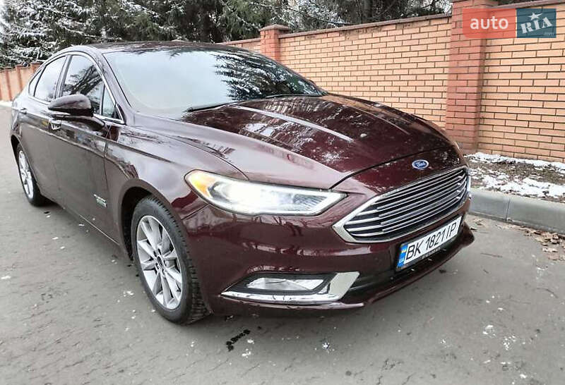 Седан Ford Fusion 2018 в Львові
