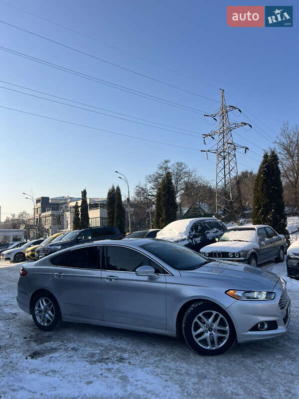Седан Ford Fusion 2013 в Киеве