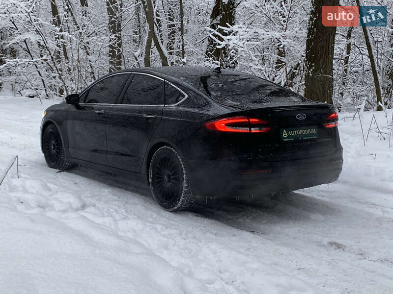 Седан Ford Fusion 2020 в Киеве