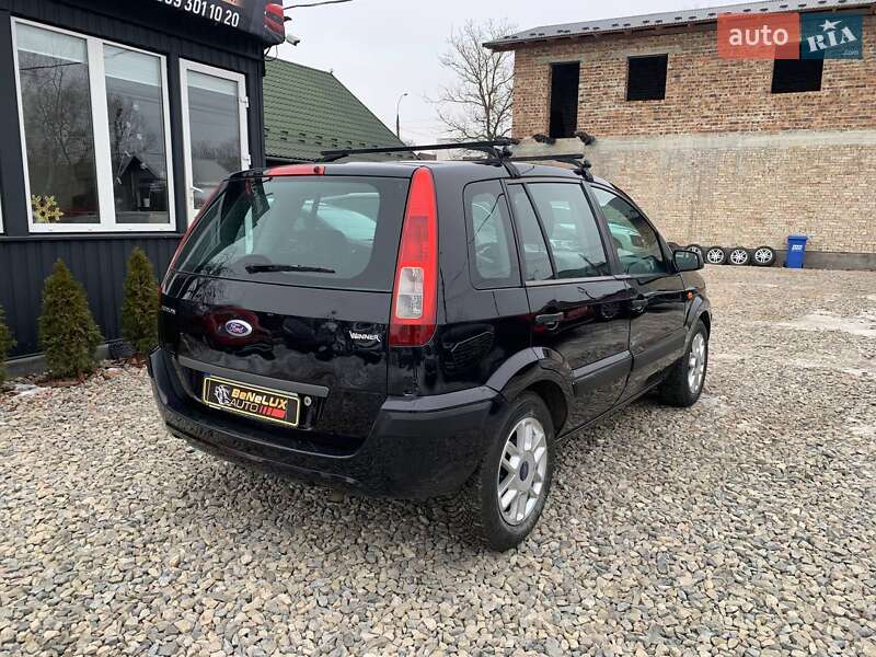 Хэтчбек Ford Fusion 2008 в Коломые