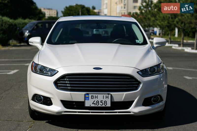 Ford Fusion 2015
