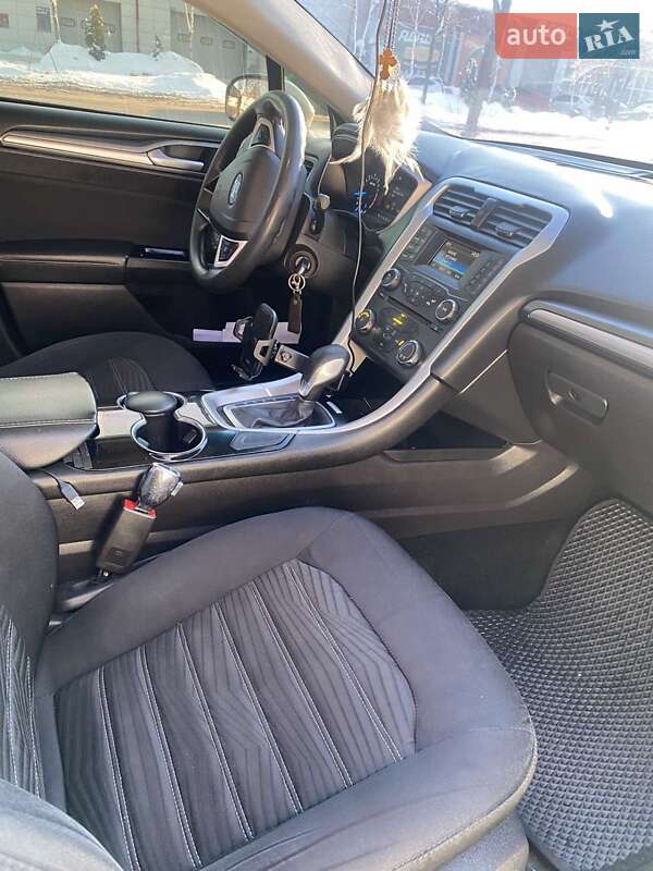 Седан Ford Fusion 2016 в Киеве