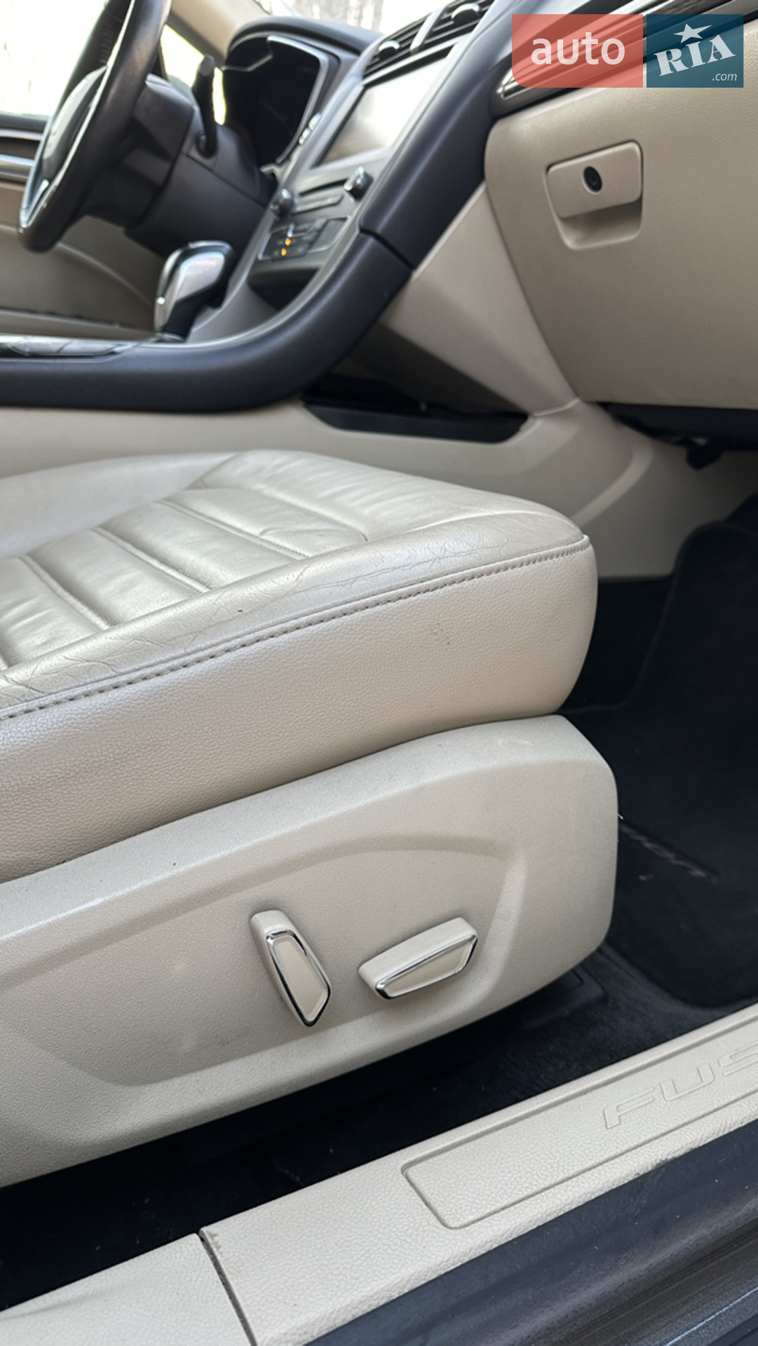 2016 Ford Fusion - мініатюра 29