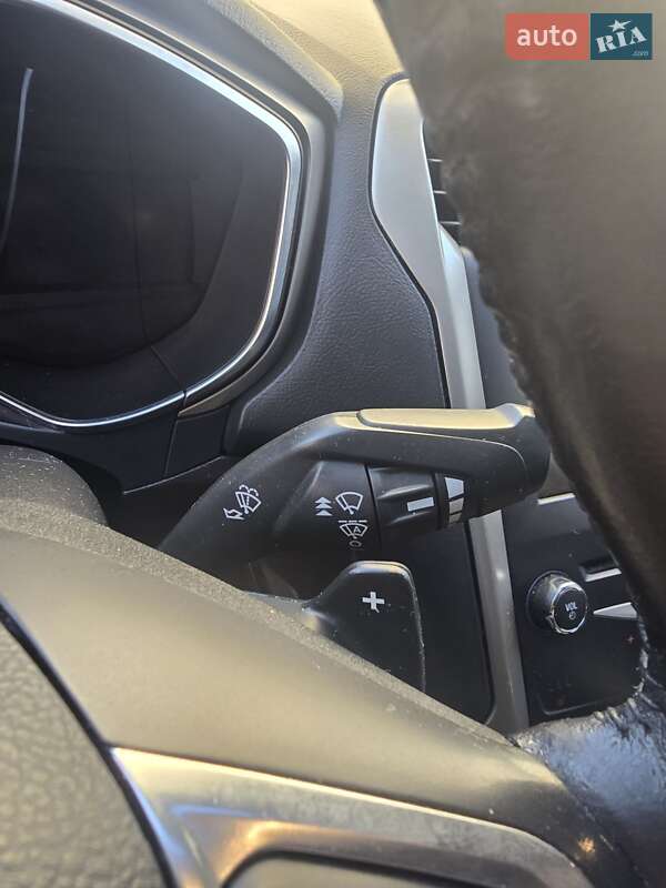 Седан Ford Fusion 2015 в Києві фото 13 Седан Ford Fusion 2015 в Києві