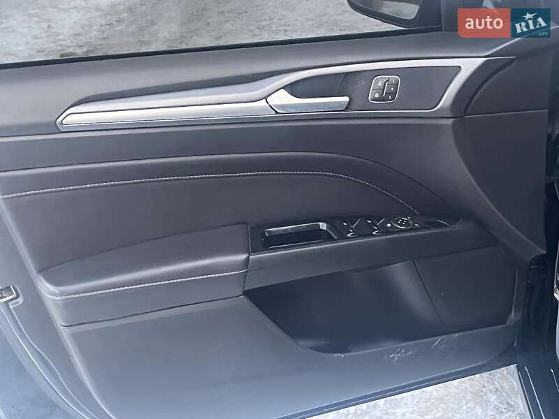 Седан Ford Fusion 2013 в Киеве