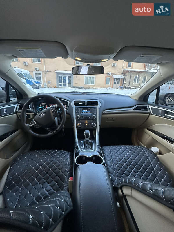 Седан Ford Fusion 2015 в Киеве