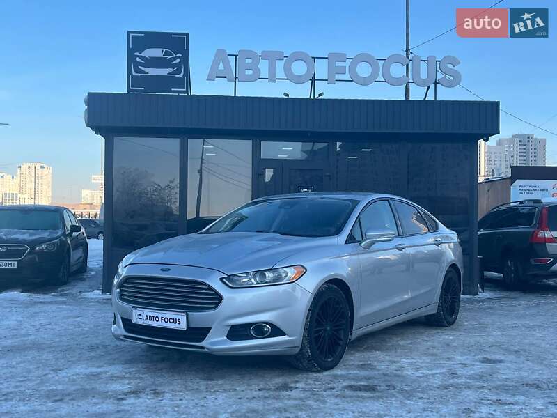 Седан Ford Fusion 2013 в Києві