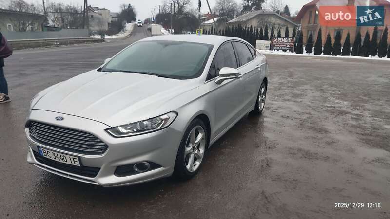 Седан Ford Fusion 2016 в Львове фото Седан Ford Fusion 2016 в Львове