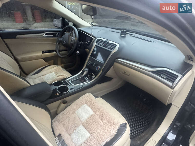 Седан Ford Fusion 2013 в Бурштыне фото 10 Седан Ford Fusion 2013 в Бурштыне