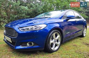 Седан Ford Fusion 2014 в Києві