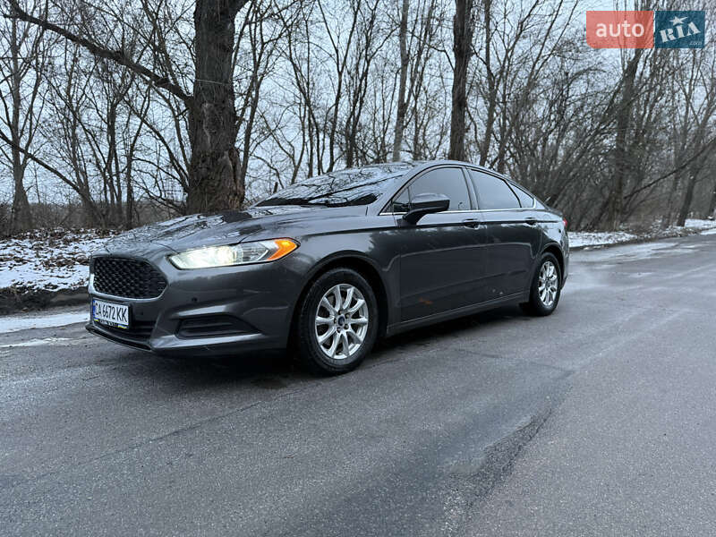 Седан Ford Fusion 2016 в Киеве фото 6 Седан Ford Fusion 2016 в Киеве