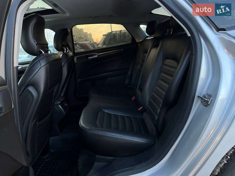 Седан Ford Fusion 2013 в Киеве