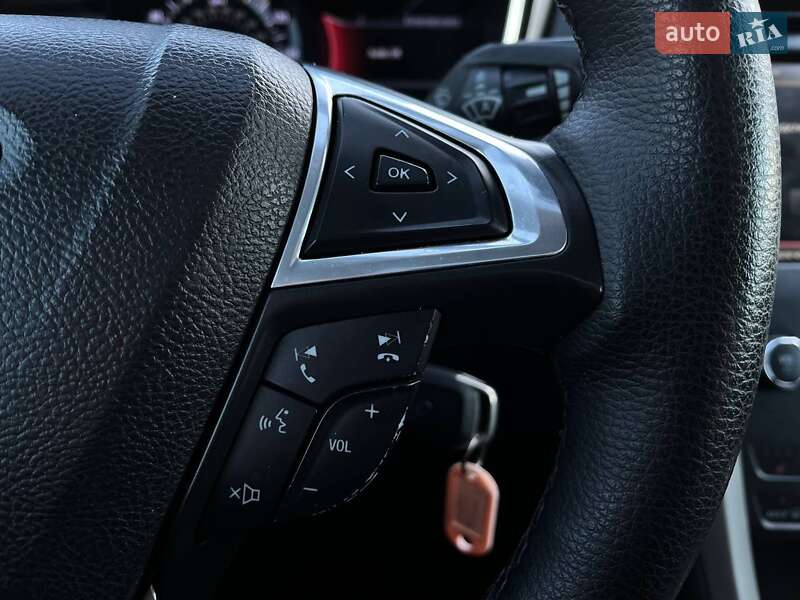 Седан Ford Fusion 2013 в Киеве