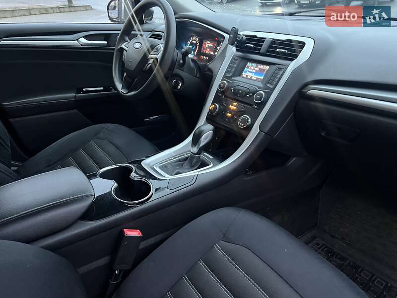Седан Ford Fusion 2013 в Киеве