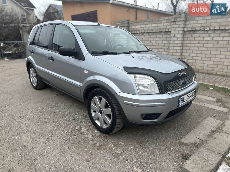 Ford Fusion 2004 Ford Fusion 2004