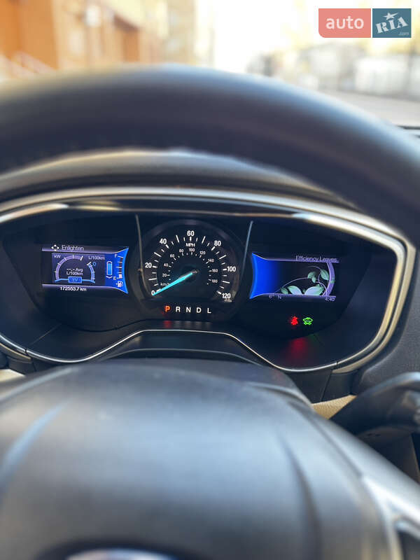 Седан Ford Fusion 2012 в Ізмаїлі