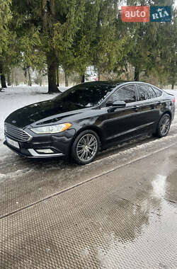 Седан Ford Fusion 2017 в Остроге