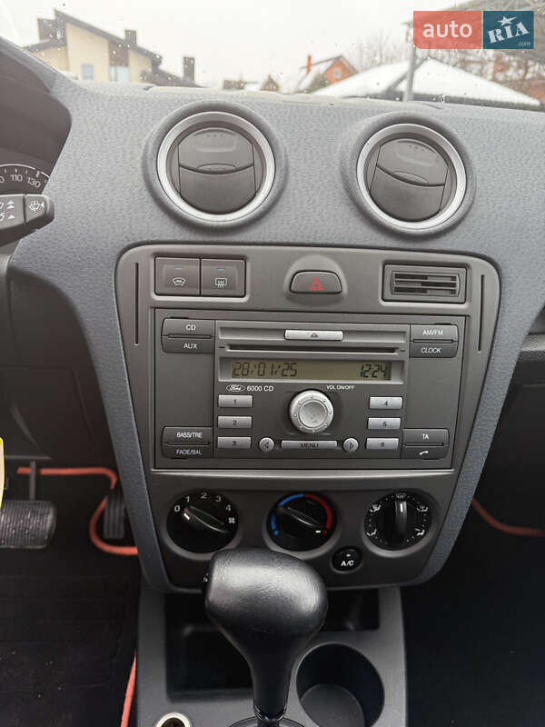 Хэтчбек Ford Fusion 2008 в Луцке фото 8 Хэтчбек Ford Fusion 2008 в Луцке