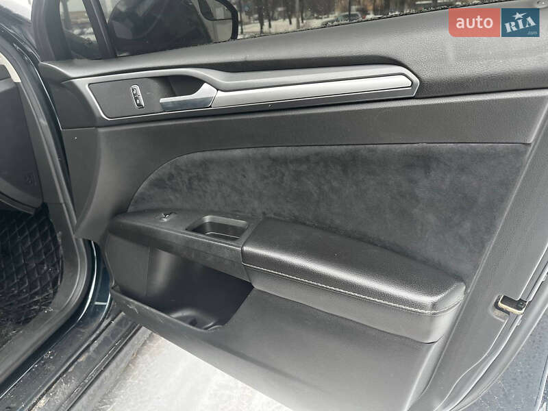 Седан Ford Fusion 2014 в Киеве фото 11 Седан Ford Fusion 2014 в Киеве