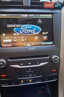 Седан Ford Fusion 2013 в Ровно