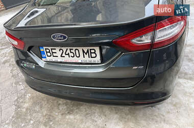 Седан Ford Fusion 2014 в Львове