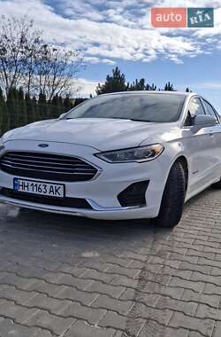 Седан Ford Fusion 2019 в Одессе
