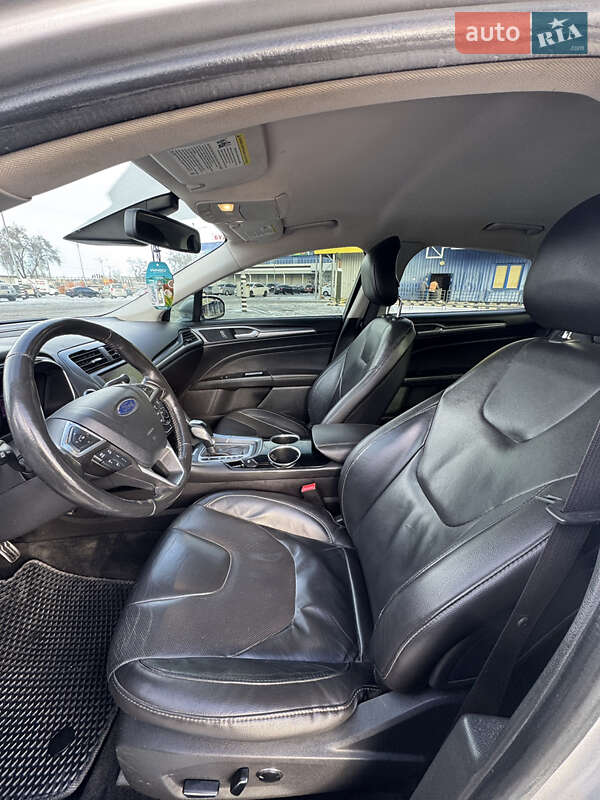 Седан Ford Fusion 2013 в Днепре